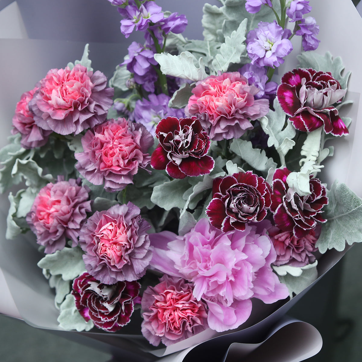 12 混色紫色康乃馨紫羅蘭牡丹花束|12 Mixed Purple Carnation Hoary Stock Peony Bouquet