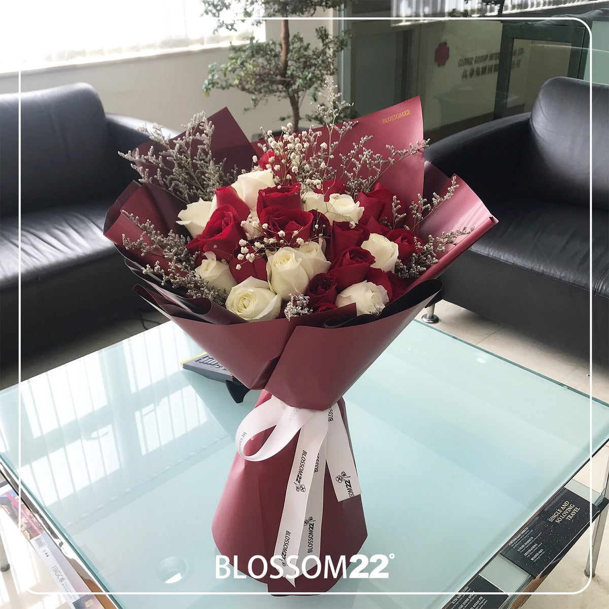 33枝 紅白玫瑰花束|33 Red and White Roses (RED LOVE 33) 花束 bouquet 鮮花束 Blossom22°