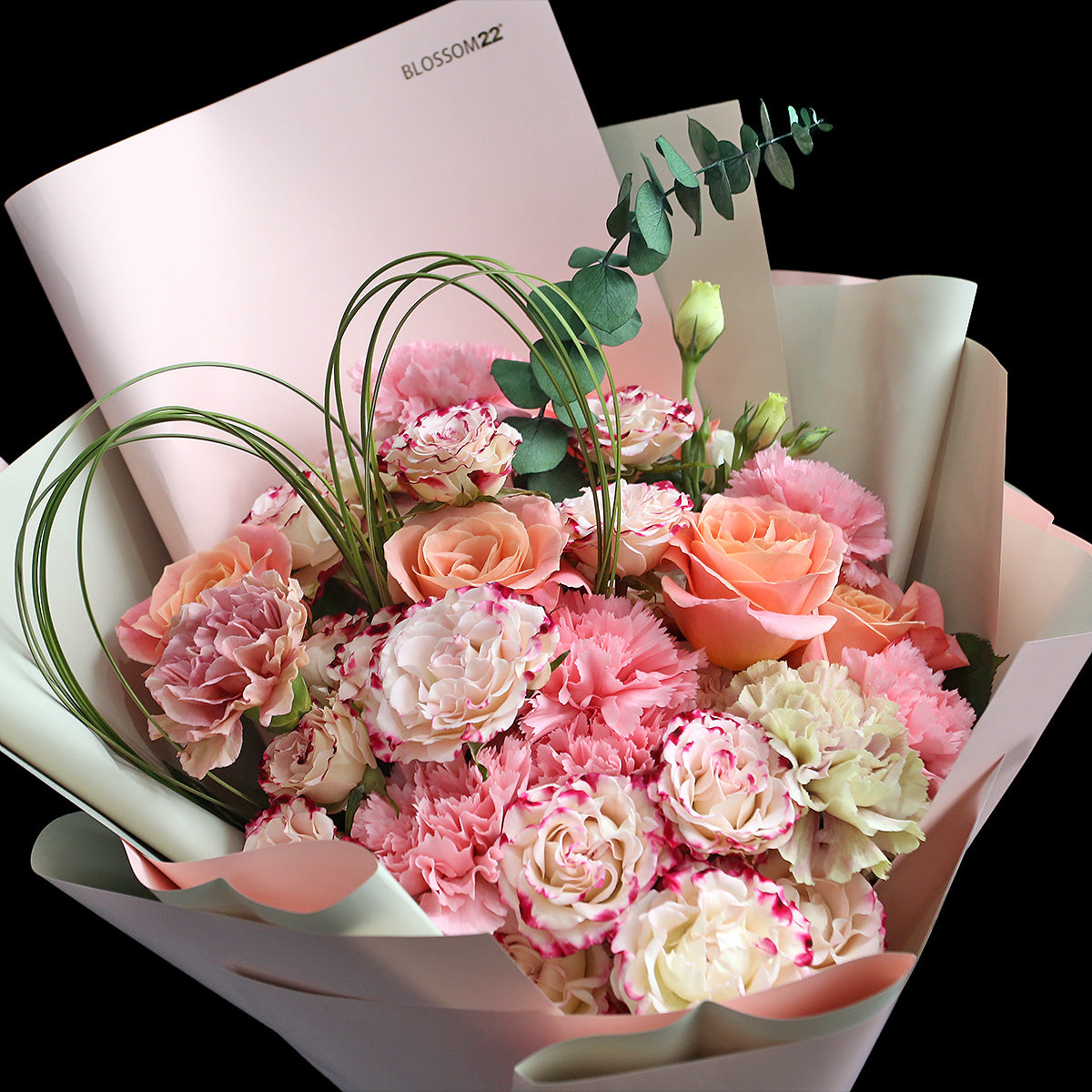 嫩粉玫瑰混丁粉小玫心型花束|Miss Piggy Roses, Carnation, Mini Roses (Piggy Heart)母親節花 fresh bouquet 鮮花束 BLOSSOM22