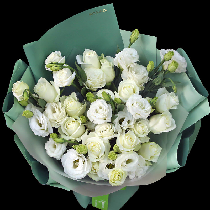 White Rose & Eustoma Bouquet 白玫瑰及桔梗花束