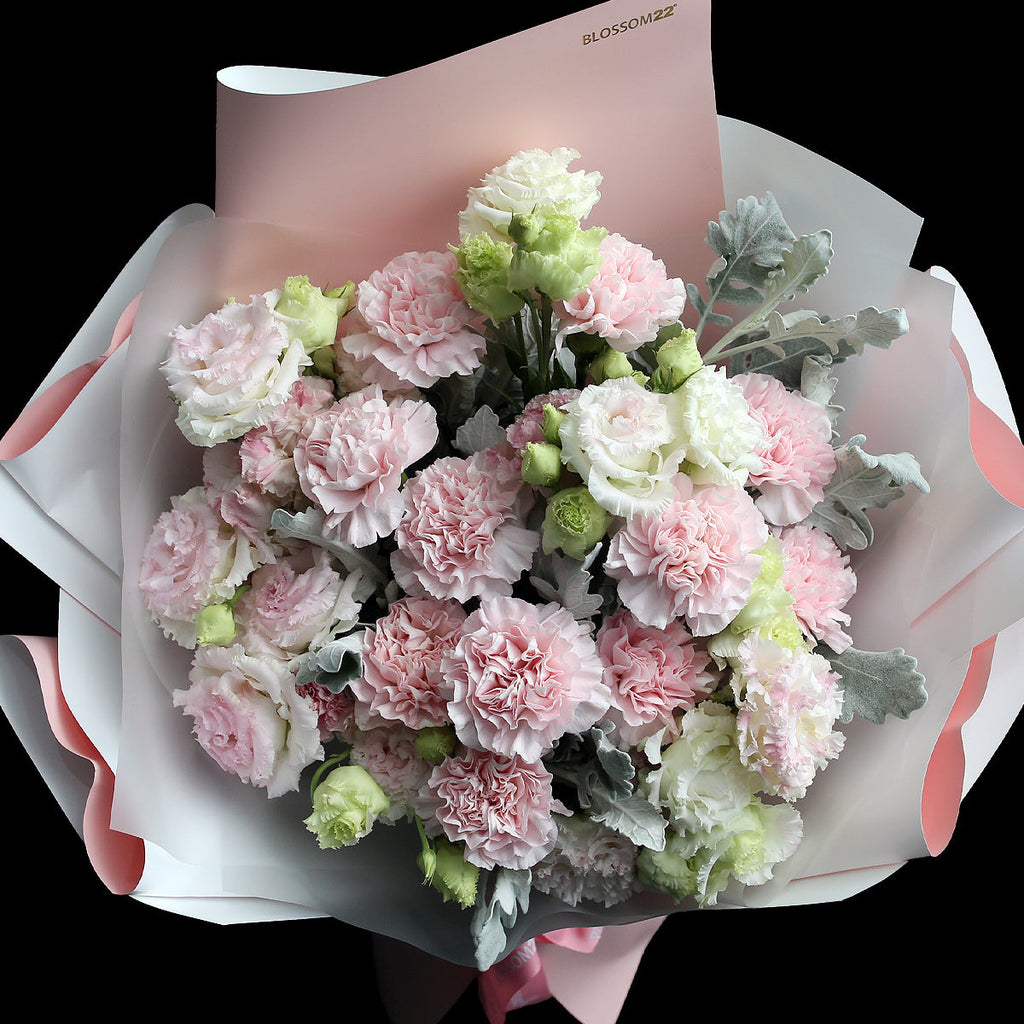 12枝 粉色康乃馨奶粉桔梗鮮花束｜12 Pink Carnation Cream Eustoma Bouquet (母親節花束)