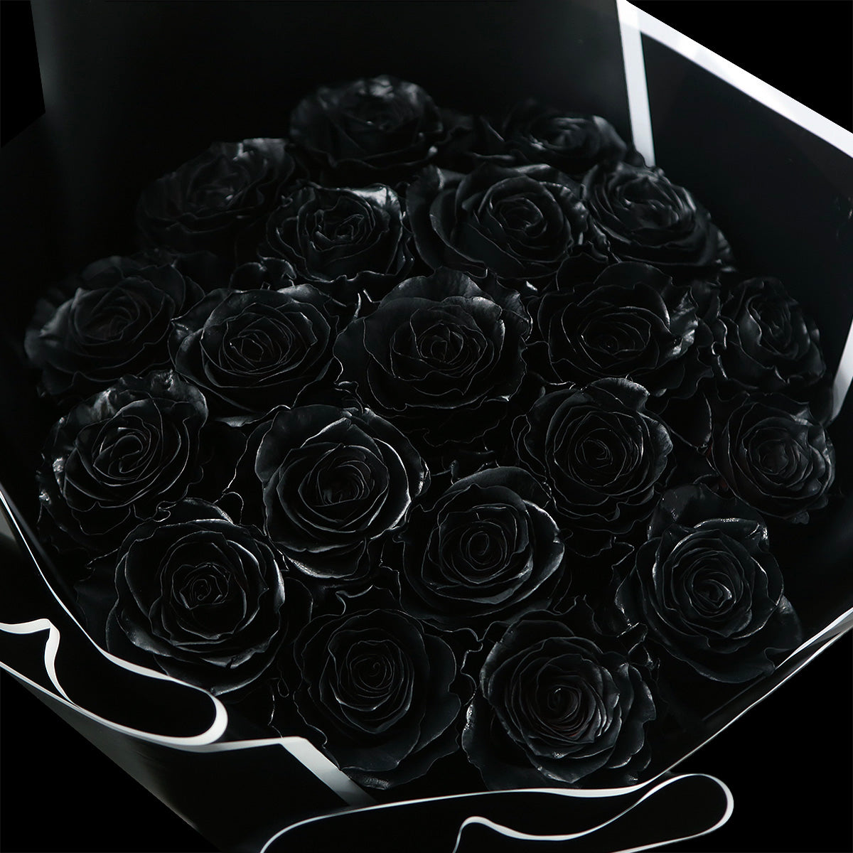 19 Dyeing Dark Roses Bouquet / 19 染黑玫瑰花束