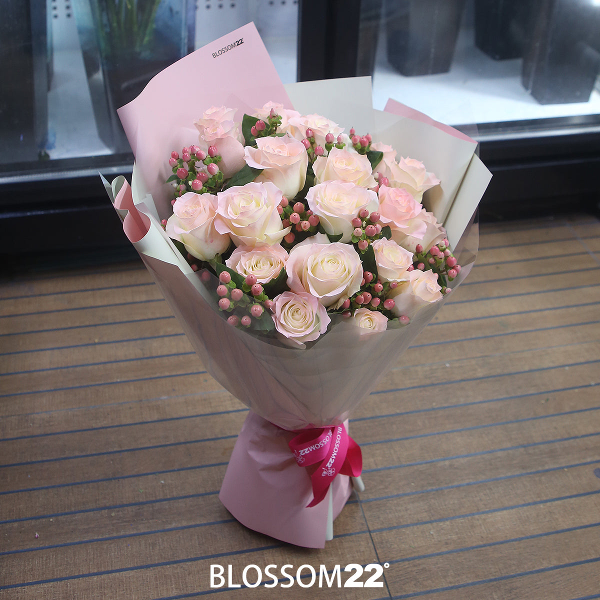 19枝 水粉玫瑰花束｜19 Pale Pink Dyeing Rose Bouquet (胭脂 RoseSakura)