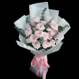19枝 肯亞粉荔枝香水庭園玫瑰求婚花束｜19 Kenya Pink O'Hara Garden Rose (Pink O'Hara)
