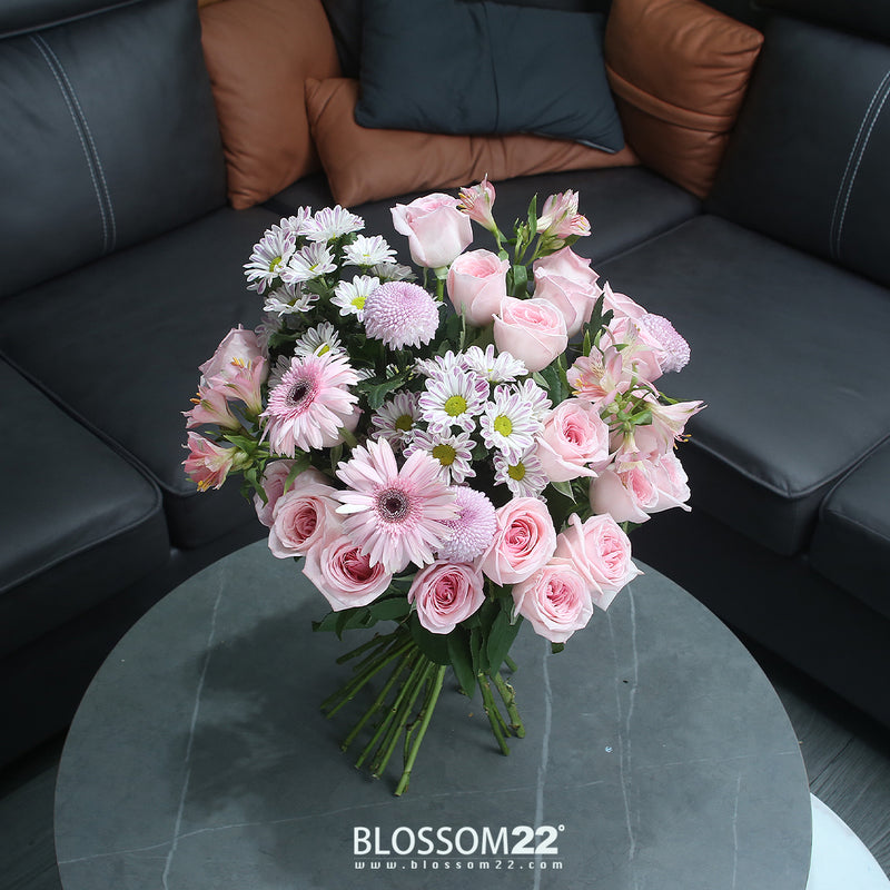 19枝 淺粉庭園玫瑰水仙百合非洲菊花束｜19 Pink O'Hara Peruvian Lily Barberton daisy bouquet