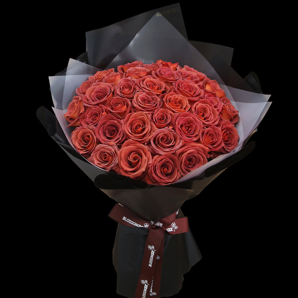 33枝 磚紅玫瑰花束｜33 Brick Red Rose Bouquet（33 Amaretto) – Blossom22°