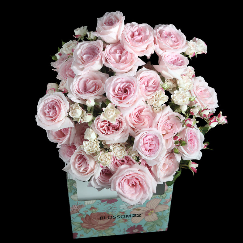 33枝 淺粉及多頭玫瑰花束｜33 Light Pink & Mini Pink Roses Bouquet (Pink O'Hara)