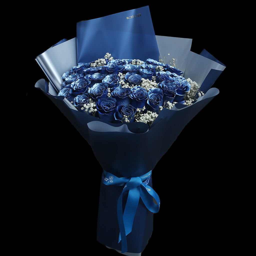 33枝 電藍玫瑰花束｜33 Thunder Blue Dyeing Roses Bouquet