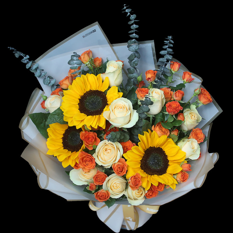 3 太陽花香檳玫瑰小玫瑰花束｜3 Sun Flower mixed rose (Carnival)