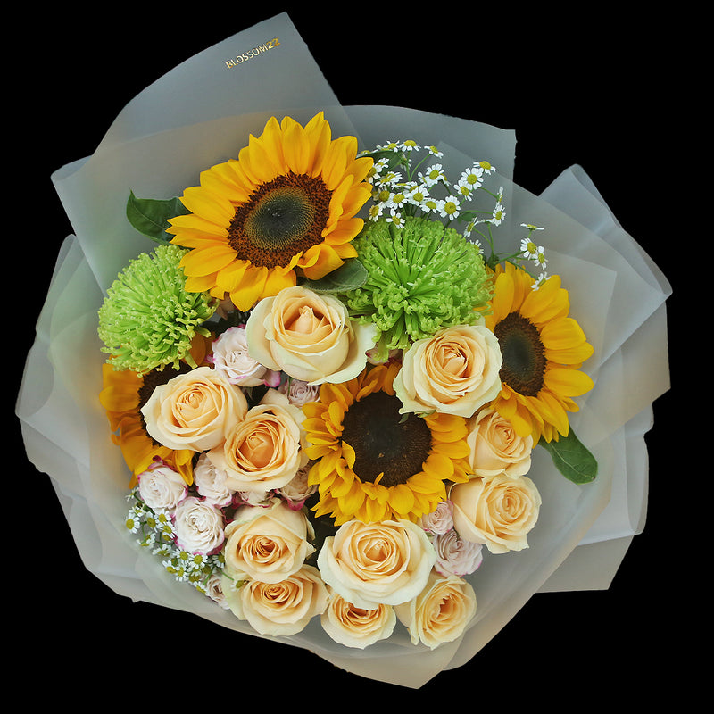 4 太陽花及香檳玫瑰花束｜4 Sunflower & Champagne Roses Bouquet