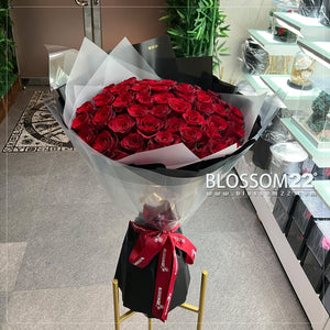 52枝 紅玫瑰求婚花束｜52 Red Roses Signature Bouquet