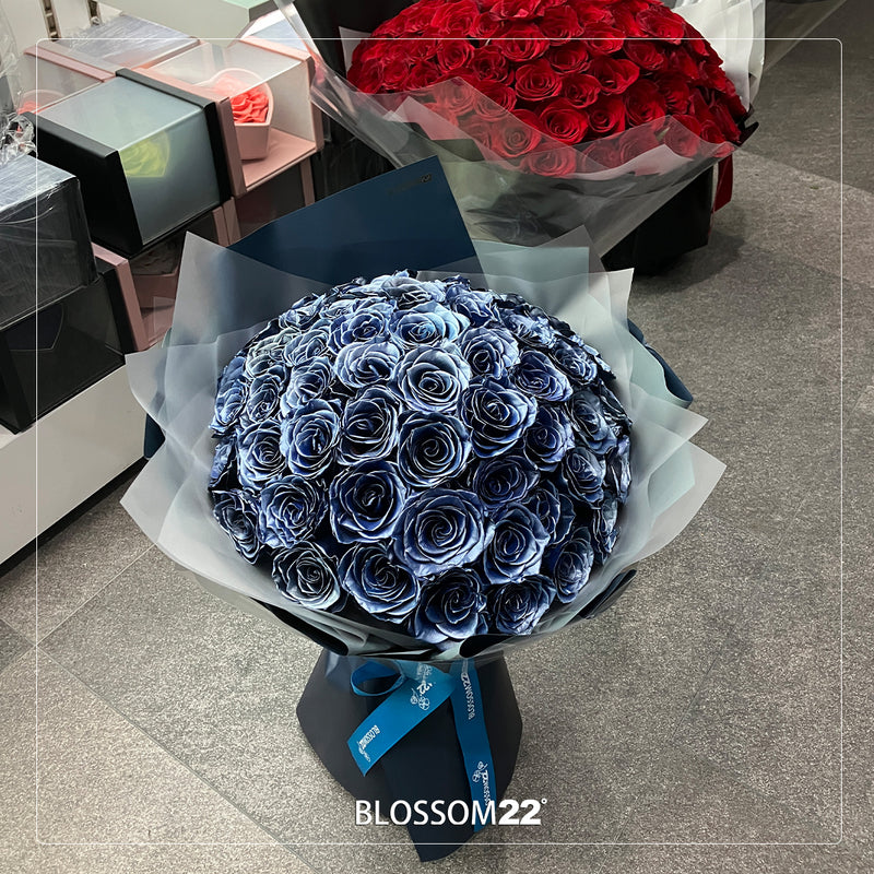 52枝 電藍玫瑰求婚花束｜52 Thunder Blue Dyeing Roses Bouquet