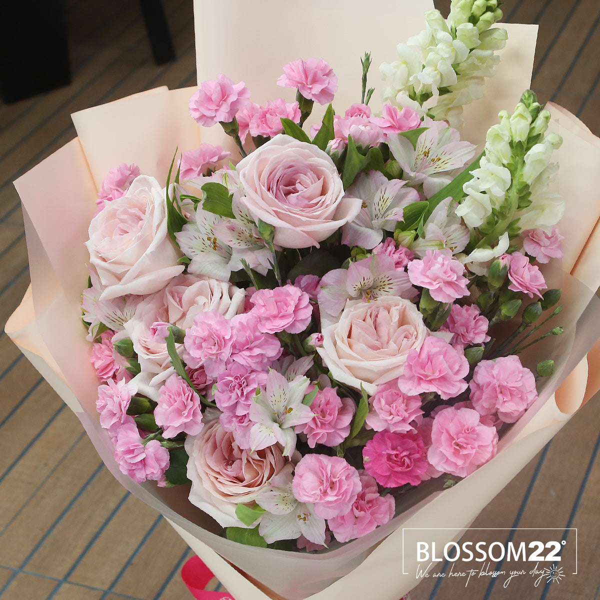 淺粉庭園玫瑰多丁金魚草花束｜Pink O'Hara Spray Carnation Snapdragons bouquet