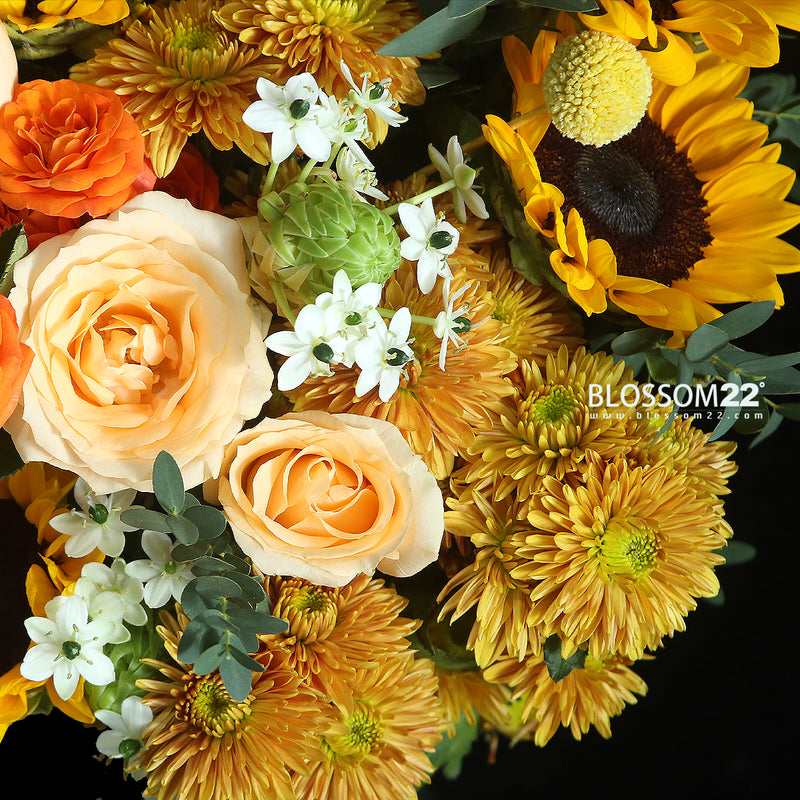 5 太陽花香檳玫瑰花束｜5 Sunflower ＆ Champagne Rose Bouquet (Sunrise)