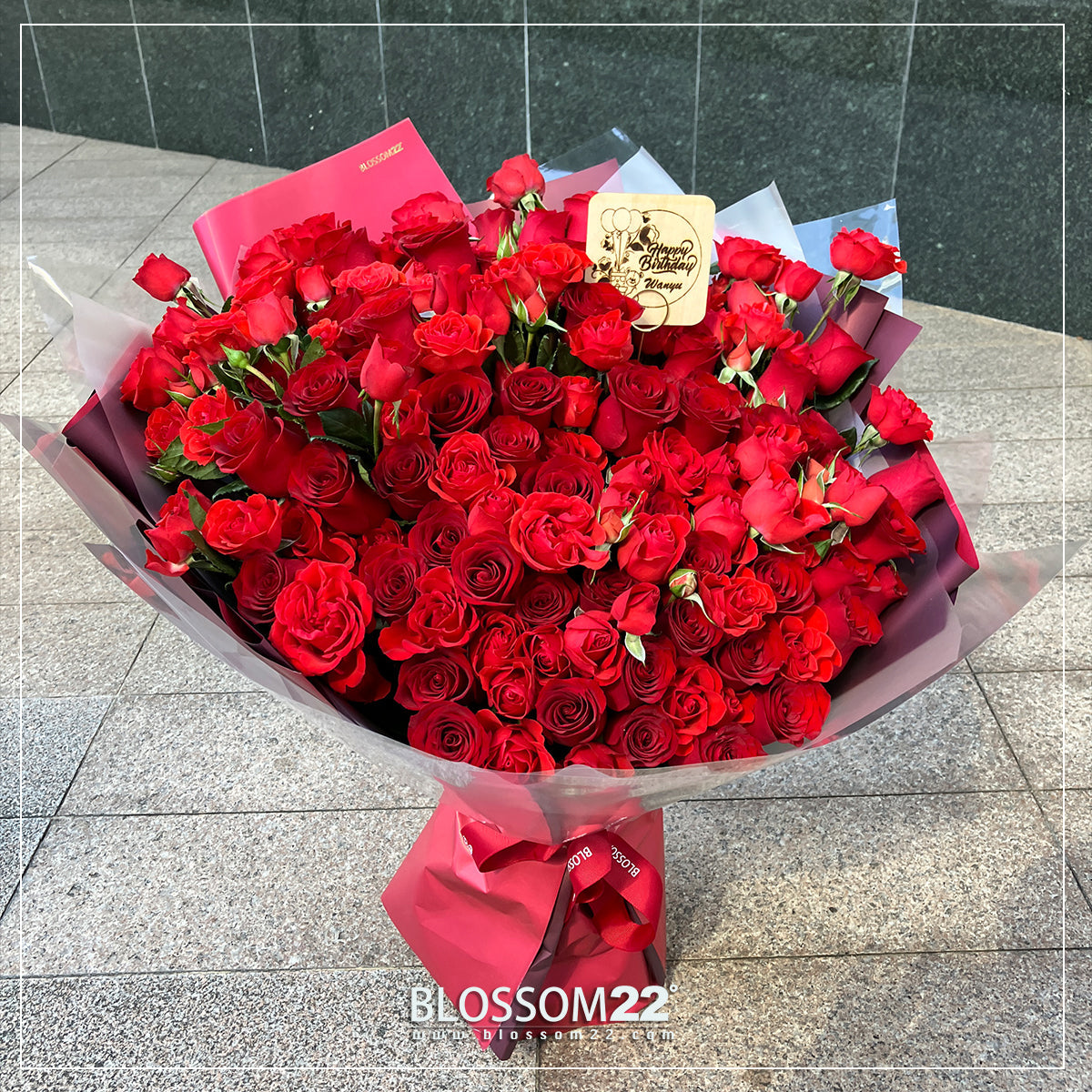 99枝 混合紅玫瑰求婚花束｜99 Mixed Red Roses Bouquet (99 Fire Red)（情人節花束）