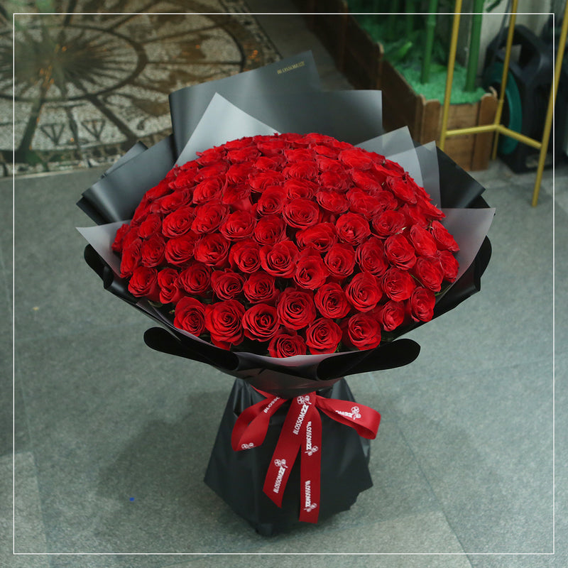 99枝 紅玫瑰求婚花束  99 Red Roses Bouquet