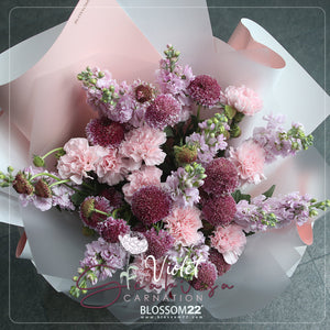粉康乃馨紫羅蘭松蟲草花束｜Pink Carnation Violet Scabiosa Bouquet（母親節花束）