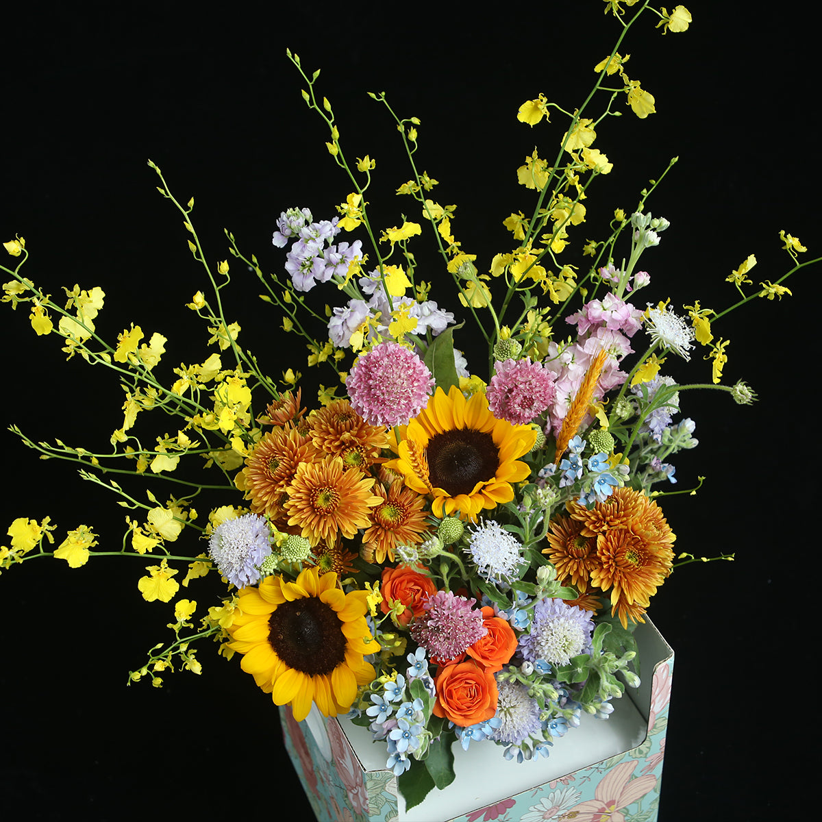 4 向日葵小太陽菊花束小太陽菊小玫瑰紫羅蘭花瓶禮盒｜4 Mixed Sunflower, ＆Spray Rose and Hoary Stock Vase Boxset (Blessing)