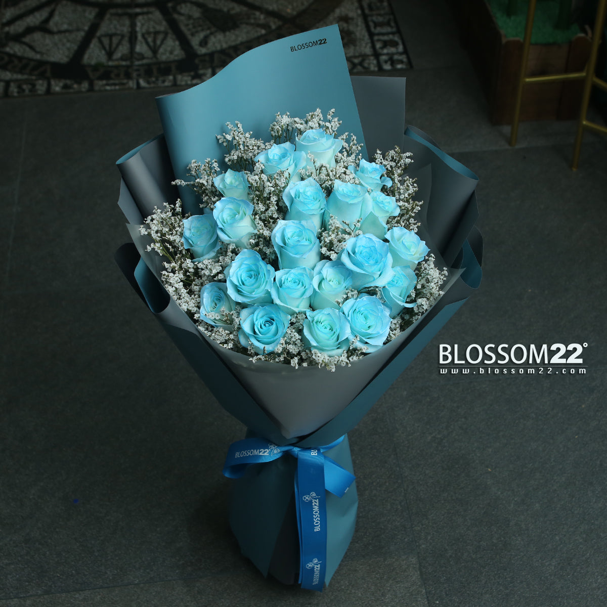 19枝 冰閃藍玫瑰花束｜19 Ice Blue Dyeing Rose bouquet