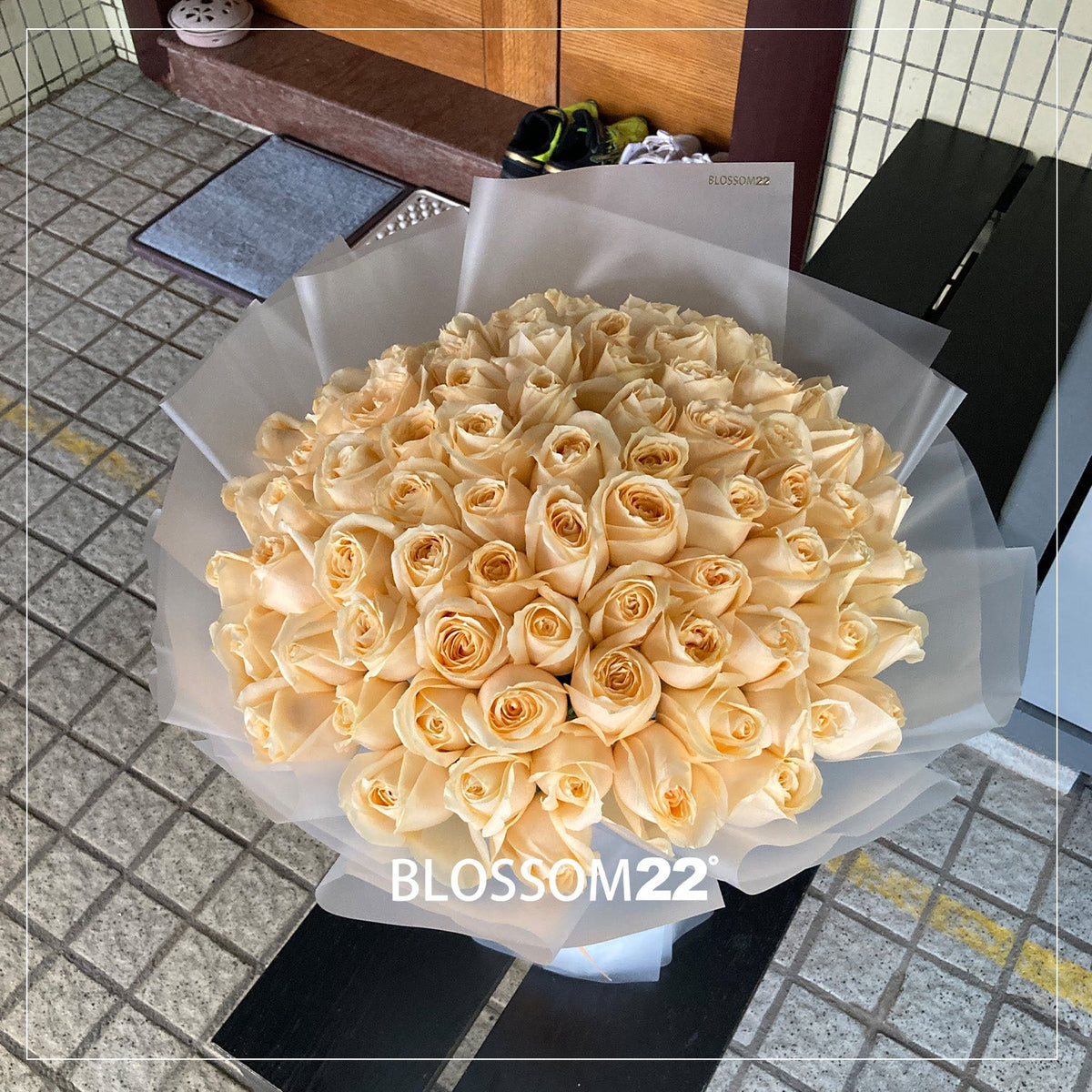 99枝 香檳玫瑰求婚花束｜99 Champagne Roses Bouquet (Signature Style)｜情人節花 fresh bouquet 鮮花束 Blossom22°