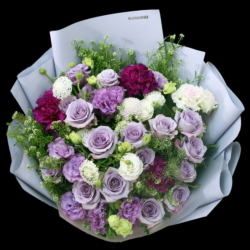 紫玫瑰桔梗大丁花束｜Purple Roses, Eustoma ＆ Carnation (Purple Forest)