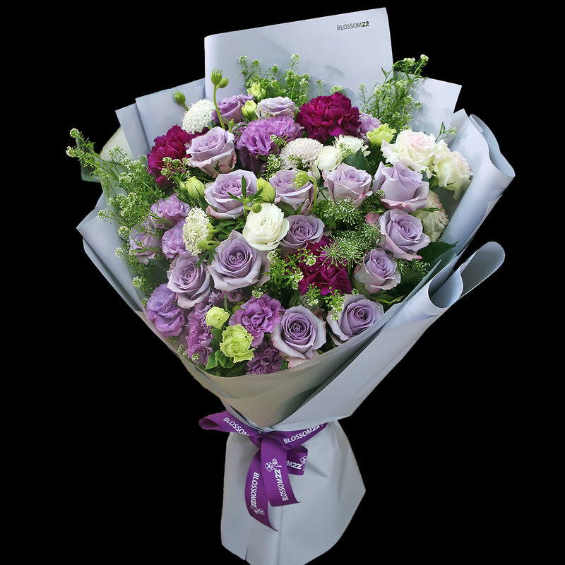 紫玫瑰桔梗大丁花束｜Purple Roses, Eustoma ＆ Carnation (Purple Forest)