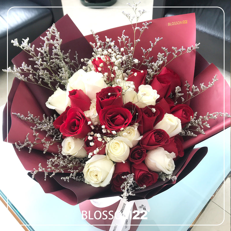 33枝 紅白玫瑰花束｜33 Red and White Roses (RED LOVE 33) 花束 bouquet 鮮花束 Blossom22°