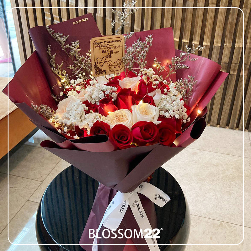 33枝 紅白玫瑰花束｜33 Red and White Roses (RED LOVE 33) 花束 bouquet 鮮花束 Blossom22°