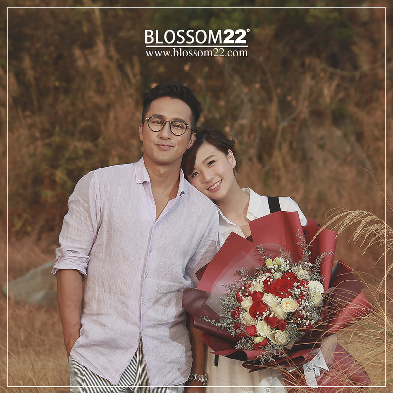 33枝 紅白玫瑰花束｜33 Red and White Roses (RED LOVE 33) 花束 bouquet 鮮花束 Blossom22°